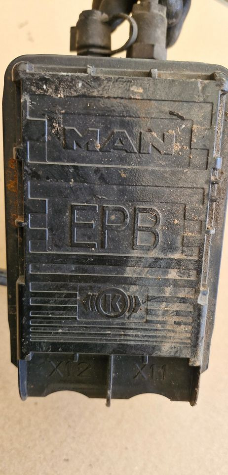MAN TG3 TGX MODULATOR ZAWÓR EPB 81.52315-6217 - Pièces de frein: photos 2 MAN TG3 TGX MODULATOR ZAWÓR EPB 81.52315-6217 - Pièces de frein: photos 2