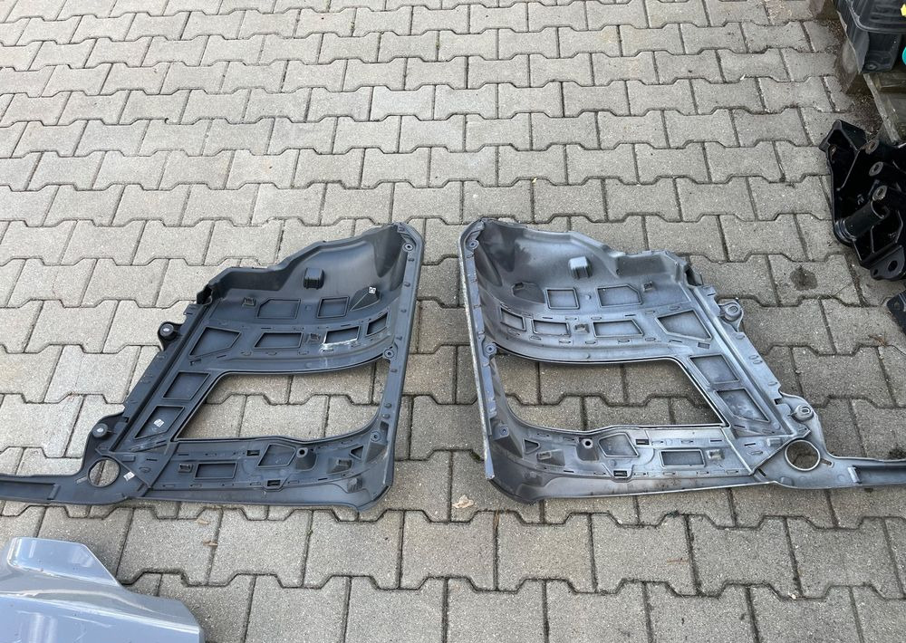 Narożnik zderzaka MAN TG3 TGX nowy model okular osłona - Carrosserie et extérieur pour Camion: photos 2 Narożnik zderzaka MAN TG3 TGX nowy model okular osłona - Carrosserie et extérieur pour Camion: photos 2
