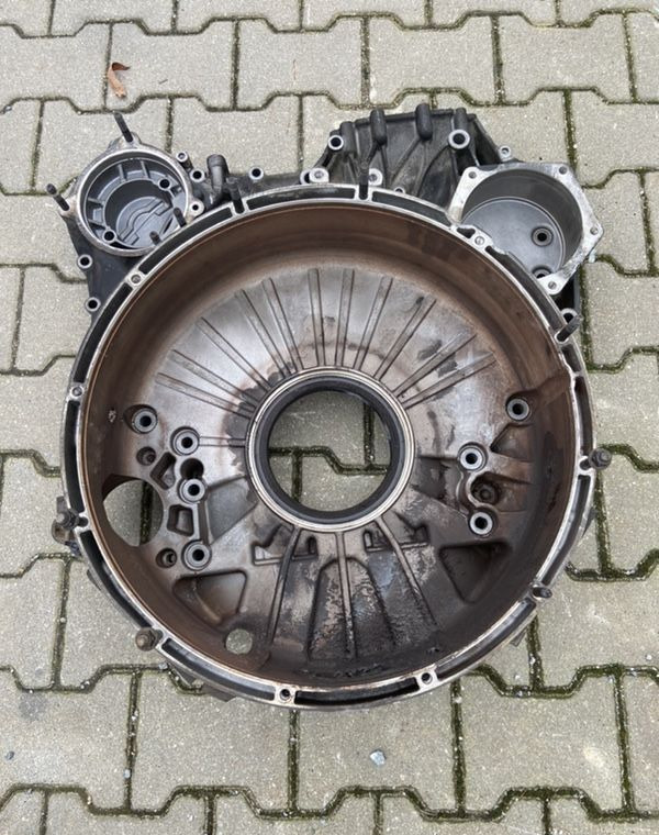 Obudowa sprzęgła Scania R V8 2334555 skrzyni biegów rozrządu - Mécanisme d'embrayage pour Camion: photos 2 Obudowa sprzęgła Scania R V8 2334555 skrzyni biegów rozrządu - Mécanisme d'embrayage pour Camion: photos 2