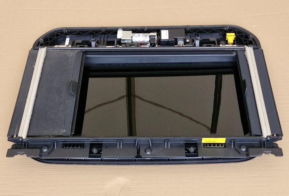 SCANIA R S SZYBERDACH ELEKTRYCZNY KOMPLETNY 2532780 - Cabine et intérieur pour Camion: photos 2 SCANIA R S SZYBERDACH ELEKTRYCZNY KOMPLETNY 2532780 - Cabine et intérieur pour Camion: photos 2