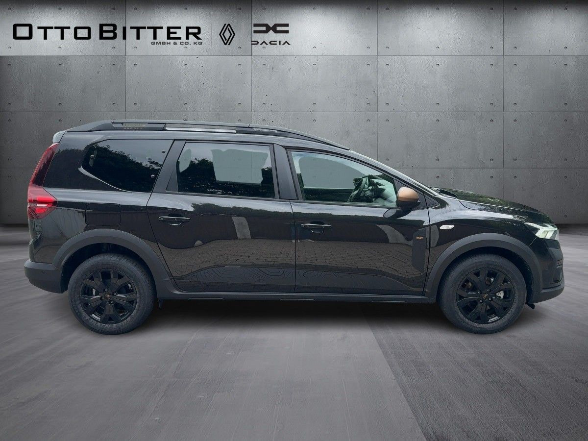 Dacia Jogger Extreme+ ECO-G 100 7-Sitzer FLÜSSIGGAS - Voiture break: photos 5 Dacia Jogger Extreme+ ECO-G 100 7-Sitzer FLÜSSIGGAS - Voiture break: photos 5