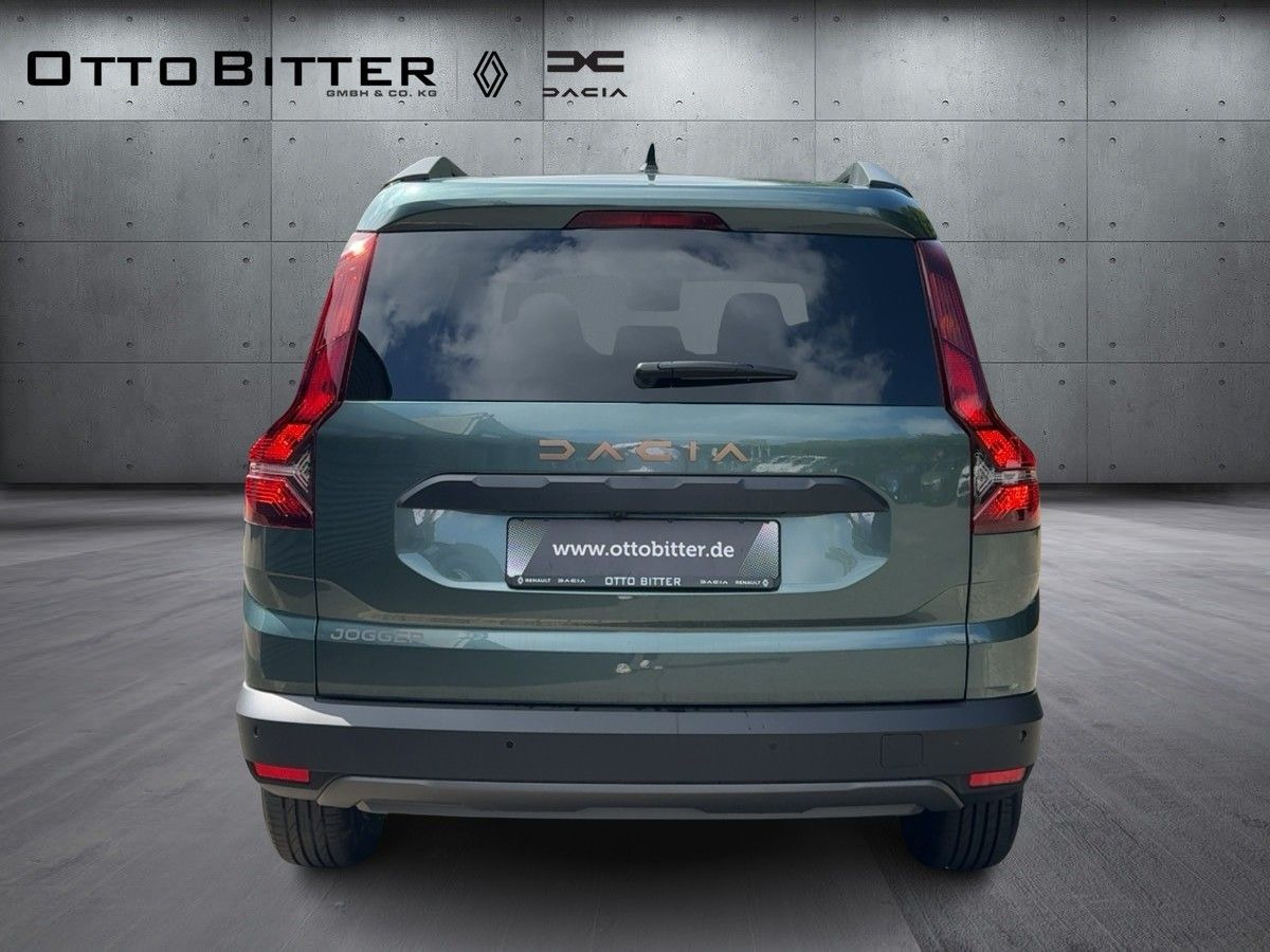 Dacia Jogger Extreme TCe110 5-Sitze CITY-PAKET/NAVI - Voiture break: photos 3 Dacia Jogger Extreme TCe110 5-Sitze CITY-PAKET/NAVI - Voiture break: photos 3