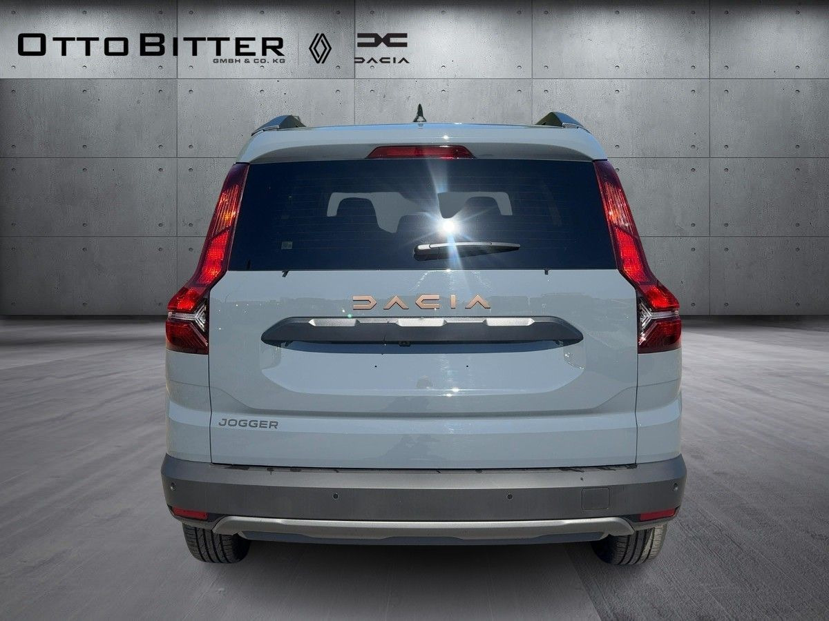 Dacia Jogger Extreme TCe110 5-Sitze CITY-PAKET/NAVI - Voiture break: photos 3 Dacia Jogger Extreme TCe110 5-Sitze CITY-PAKET/NAVI - Voiture break: photos 3