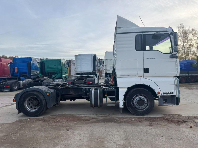 MAN TGA 18.430 (WITH HYDRUALIC PUMP / AVEC POMPE HYDRAULIQUE / PTO) - Tracteur routier: photos 4 MAN TGA 18.430 (WITH HYDRUALIC PUMP / AVEC POMPE HYDRAULIQUE / PTO) - Tracteur routier: photos 4