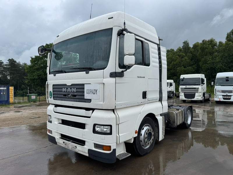 MAN TGA 18.440 (MANUAL GEARBOX / BOITE MANUELLE) - Tracteur routier: photos 1 MAN TGA 18.440 (MANUAL GEARBOX / BOITE MANUELLE) - Tracteur routier: photos 1