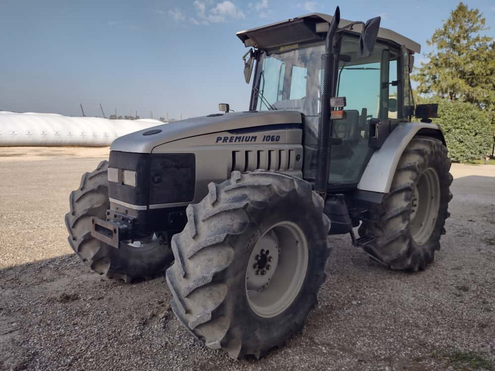 Tracteur agricole LAMBORGHINI PREMIUM 1060: photos 1