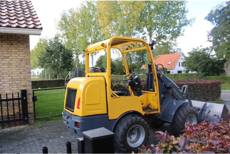 Eurotrac W12s - Chargeuse: photos 3 Eurotrac W12s - Chargeuse: photos 3