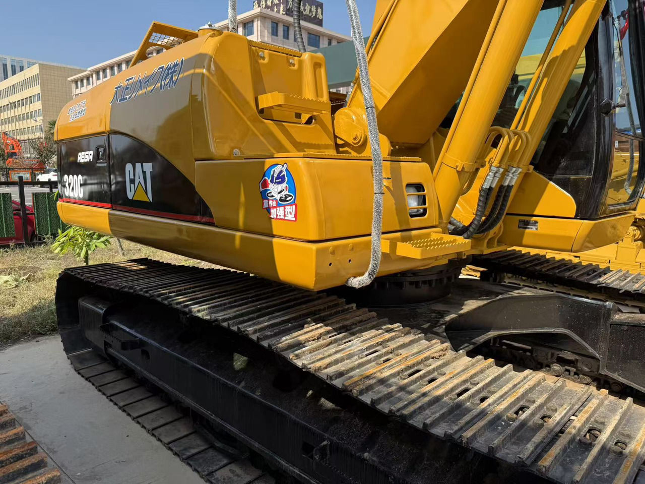 CATERPILLAR 320c - Pelle sur chenille: photos 3 CATERPILLAR 320c - Pelle sur chenille: photos 3