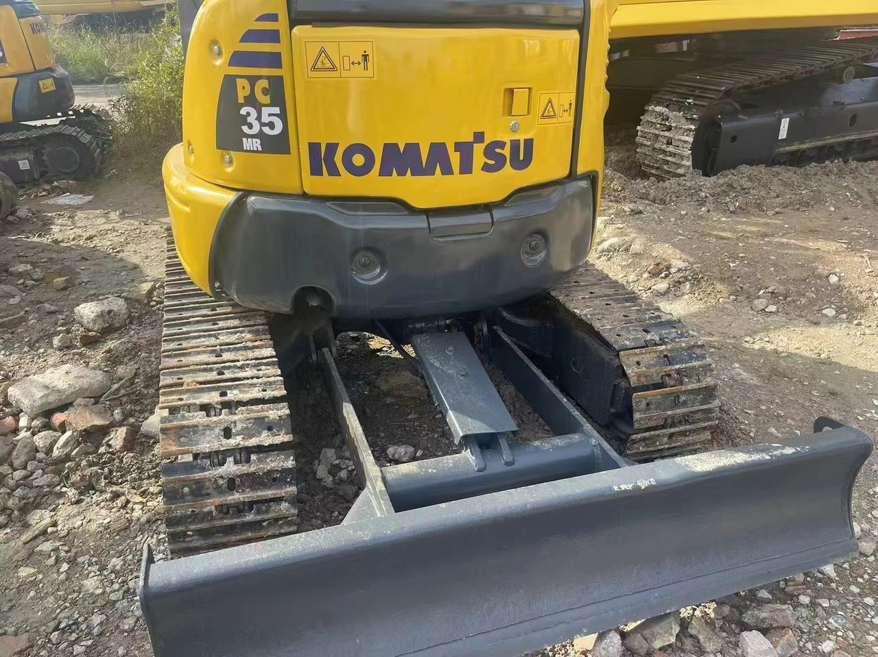 KOMATSU PC35 - Mini pelle: photos 4 KOMATSU PC35 - Mini pelle: photos 4