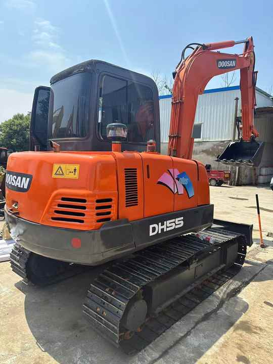 Low Shipping Used Excavator Doosan DH55 Good Condition with Low Hours - Pelle: photos 2 Low Shipping Used Excavator Doosan DH55 Good Condition with Low Hours - Pelle: photos 2