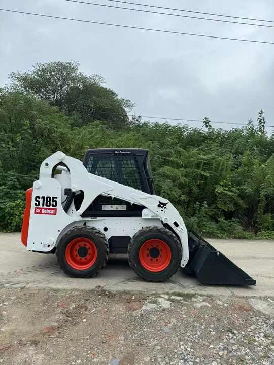 Used Bobcat S185 Skid Steer on Sale Bobcat S16 18 185 160 300 Skid Steer with Excellent Condition for Sale - Mini chargeuse: photos 3 Used Bobcat S185 Skid Steer on Sale Bobcat S16 18 185 160 300 Skid Steer with Excellent Condition for Sale - Mini chargeuse: photos 3