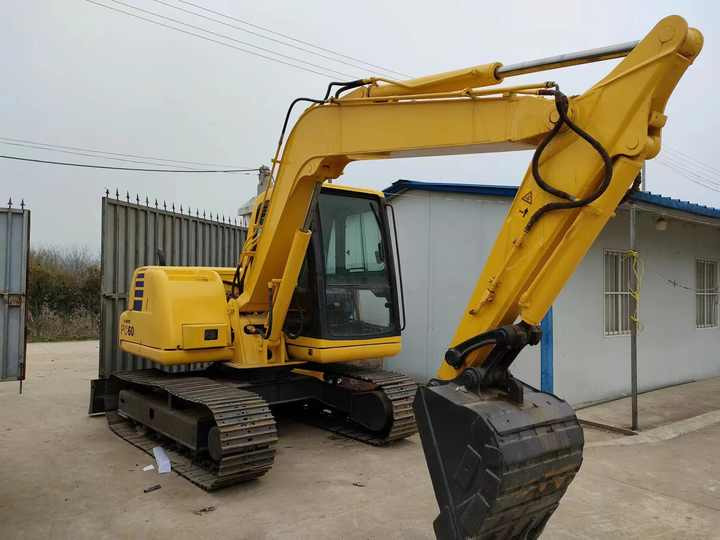 Used Komatsu 60 Excavator for Sale---Good Condition - Pelle: photos 4 Used Komatsu 60 Excavator for Sale---Good Condition - Pelle: photos 4