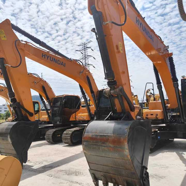 Used hyundai 220-9 Excavator with Good Performance for Sale - Pelle: photos 2 Used hyundai 220-9 Excavator with Good Performance for Sale - Pelle: photos 2