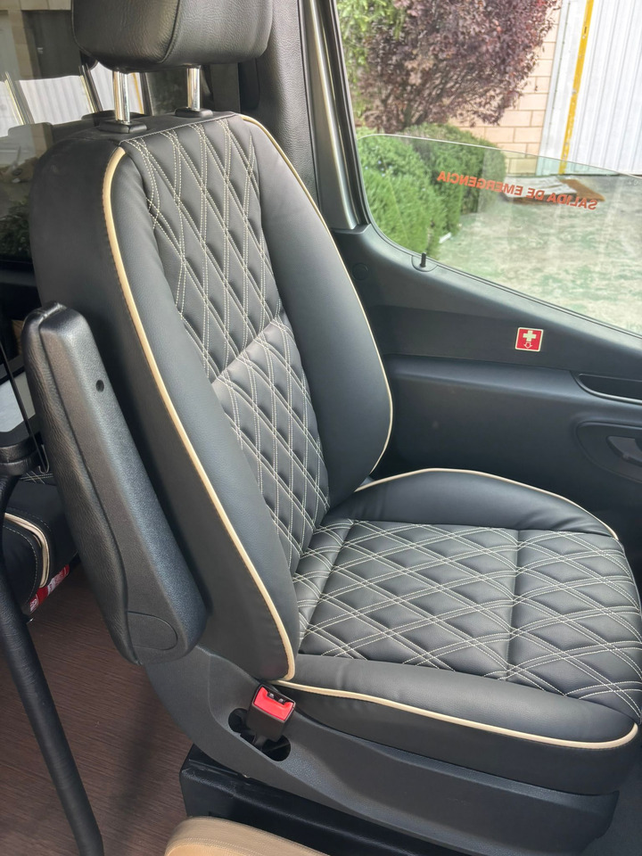 MERCEDES-BENZ SPRINTER 519 - Minibus, Transport de personnes: photos 5 MERCEDES-BENZ SPRINTER 519 - Minibus, Transport de personnes: photos 5