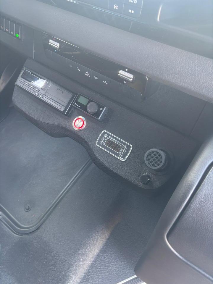 Crédit-bail de MERCEDES-BENZ SPRINTER 519 MERCEDES-BENZ SPRINTER 519: photos 9 Crédit-bail de MERCEDES-BENZ SPRINTER 519 MERCEDES-BENZ SPRINTER 519: photos 9