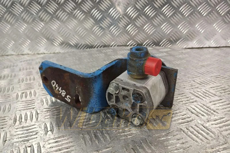 Bosch 0510010003 - Pompe hydraulique pour Engins de chantier: photos 1 Bosch 0510010003 - Pompe hydraulique pour Engins de chantier: photos 1