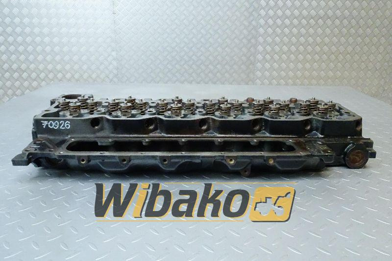 Cylinder head Iveco 4893044-02 - Culasse pour Engins de chantier: photos 1 Cylinder head Iveco 4893044-02 - Culasse pour Engins de chantier: photos 1