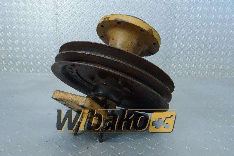 Fan drive for engine Caterpillar 3306 1W5037 - Ventilateur pour Engins de chantier: photos 1 Fan drive for engine Caterpillar 3306 1W5037 - Ventilateur pour Engins de chantier: photos 1