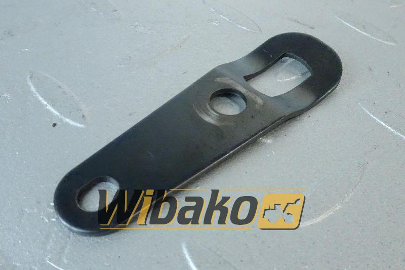 Injector holder for engine Kubota V3800 1C020-53453 - Injecteur pour Engins de chantier: photos 1 Injector holder for engine Kubota V3800 1C020-53453 - Injecteur pour Engins de chantier: photos 1