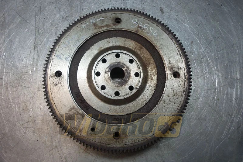 Iveco F4AE0684EX* - Volant moteur pour Engins de chantier: photos 1 Iveco F4AE0684EX* - Volant moteur pour Engins de chantier: photos 1