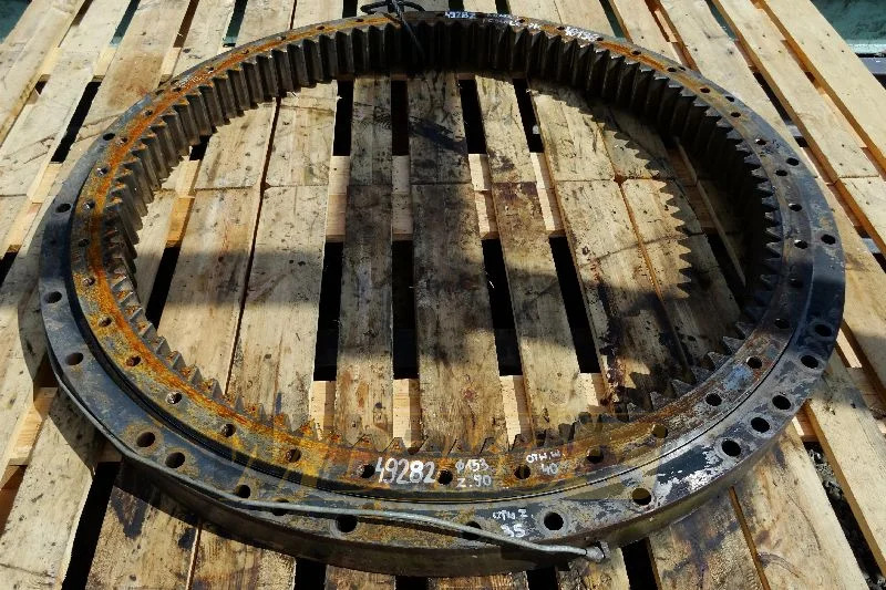 Komatsu PC340LC-7K - Couronne d'orientation pour Engins de chantier: photos 1 Komatsu PC340LC-7K - Couronne d'orientation pour Engins de chantier: photos 1