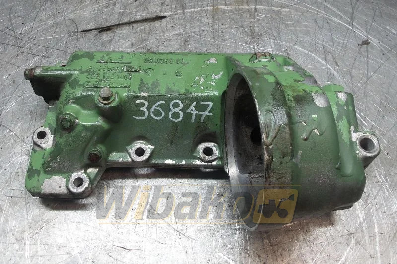 Mercedes 4031841108 - Radiateur d'huile pour Engins de chantier: photos 1 Mercedes 4031841108 - Radiateur d'huile pour Engins de chantier: photos 1