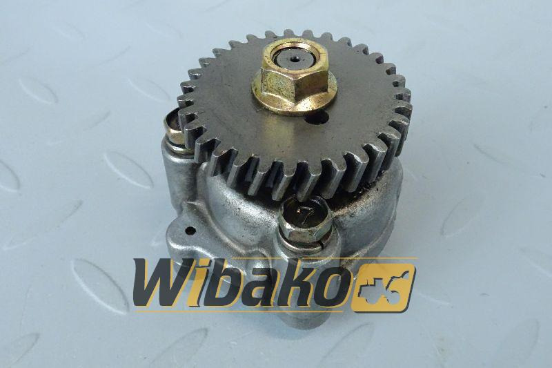 Oil pump for engine Kubota D722 16851-35010 - Pompe à huile pour Engins de chantier: photos 1 Oil pump for engine Kubota D722 16851-35010 - Pompe à huile pour Engins de chantier: photos 1