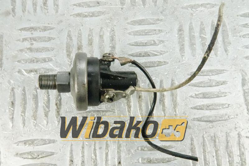 Pressure sensor for engine Case 6T-830 - Capteur pour Engins de chantier: photos 1 Pressure sensor for engine Case 6T-830 - Capteur pour Engins de chantier: photos 1