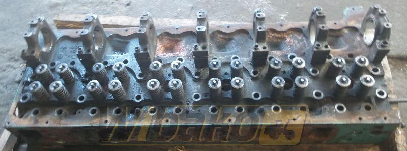 Volvo D13A440 1002019 - Culasse pour Engins de chantier: photos 1 Volvo D13A440 1002019 - Culasse pour Engins de chantier: photos 1