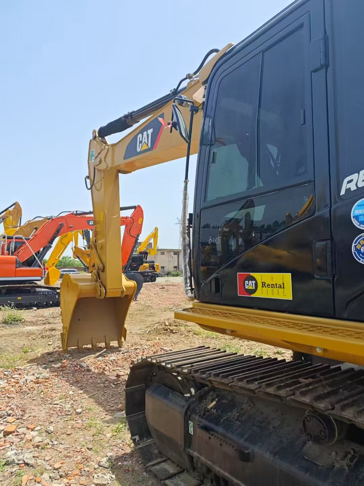 CATERPILLAR 329D - Pelle sur chenille: photos 2 CATERPILLAR 329D - Pelle sur chenille: photos 2