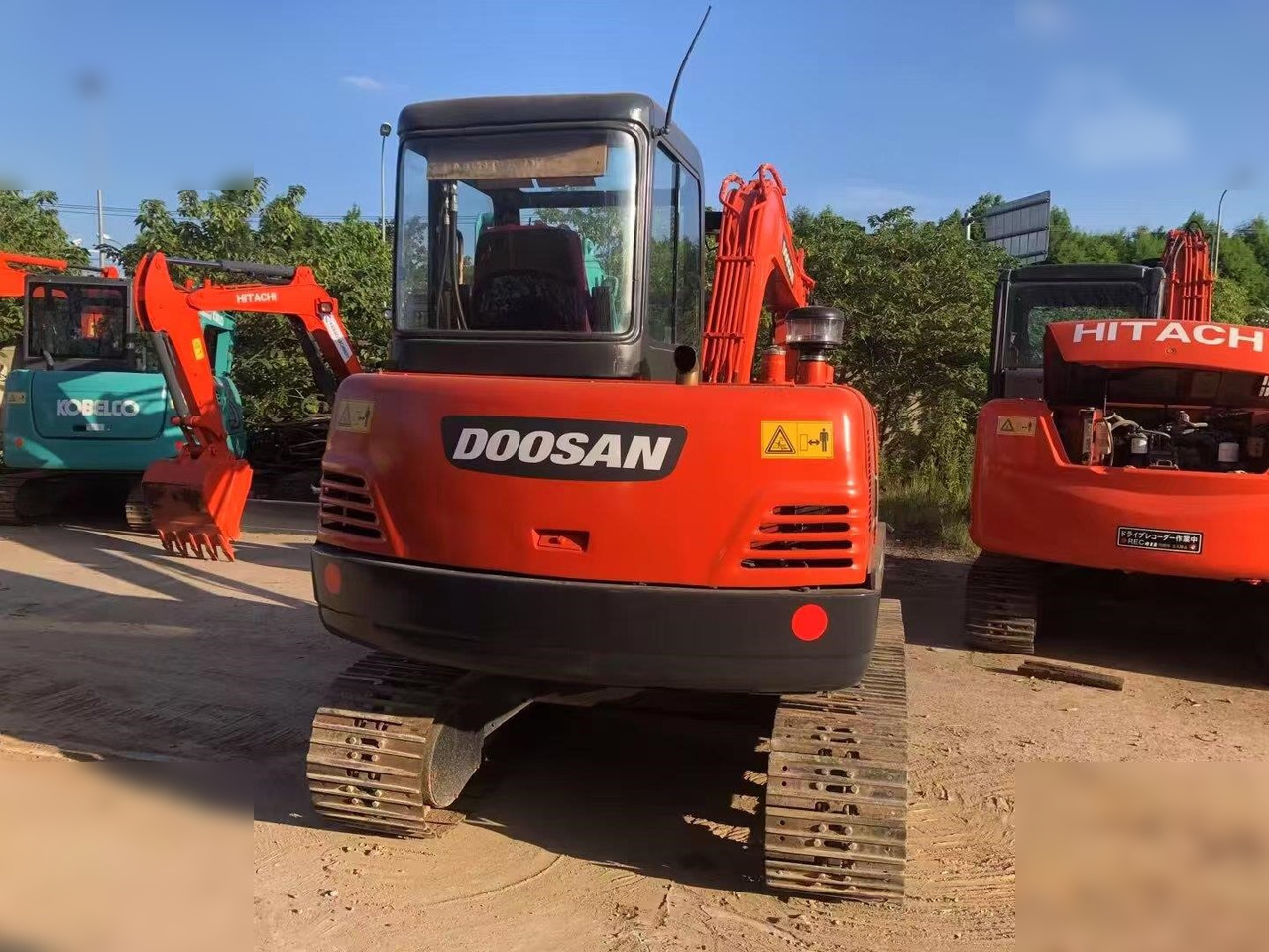 DOOSAN DH55-V - Mini pelle: photos 5 DOOSAN DH55-V - Mini pelle: photos 5