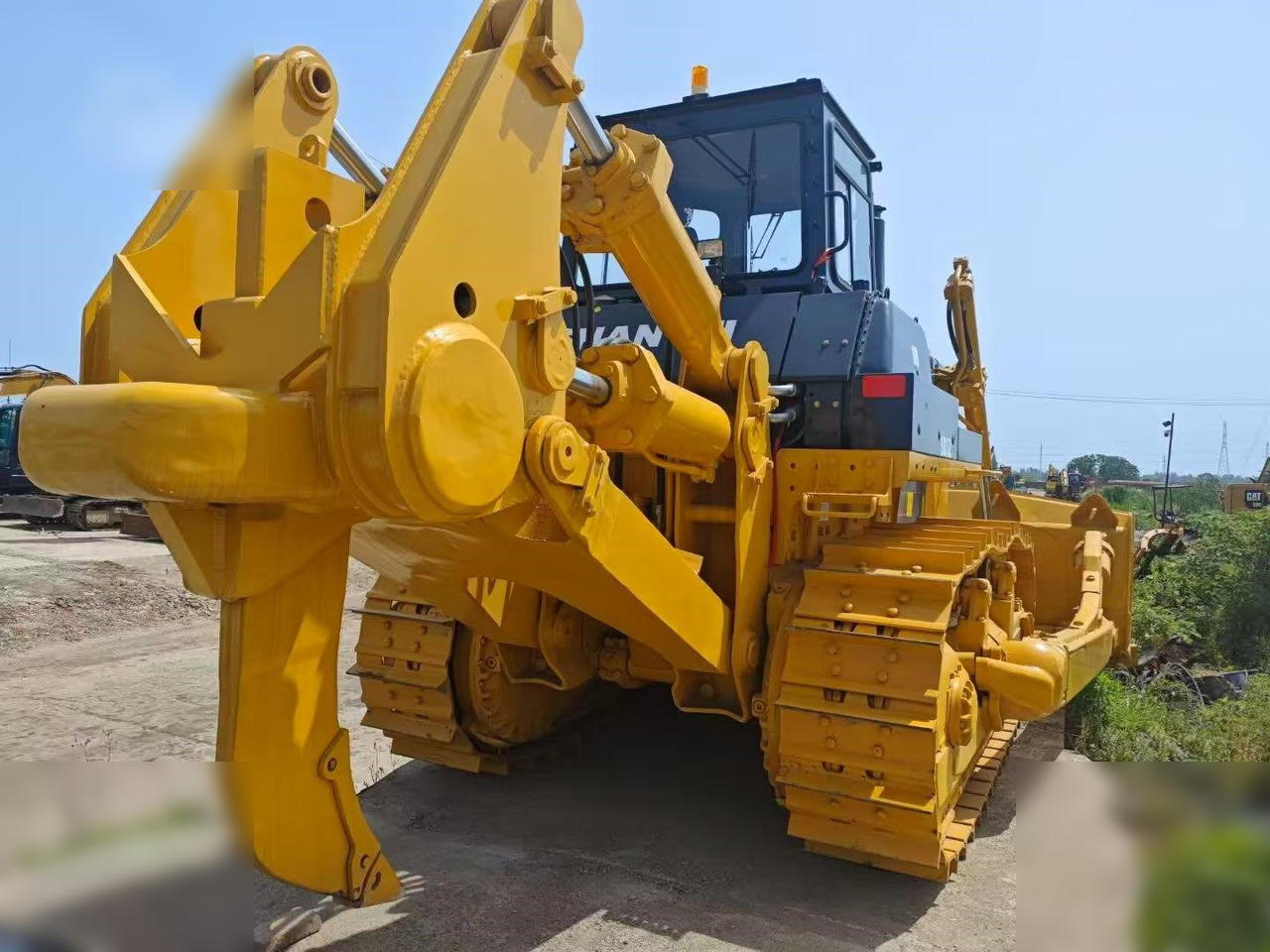 SHANTUI SD32 - Bulldozer: photos 3 SHANTUI SD32 - Bulldozer: photos 3