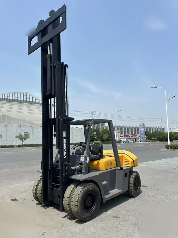 TCM FB15-7 - Chariot élévateur diesel: photos 4 TCM FB15-7 - Chariot élévateur diesel: photos 4