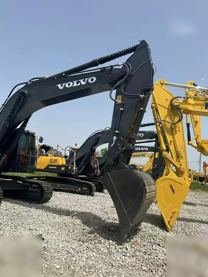 VOLVO EC300 - Pelle sur chenille: photos 5 VOLVO EC300 - Pelle sur chenille: photos 5