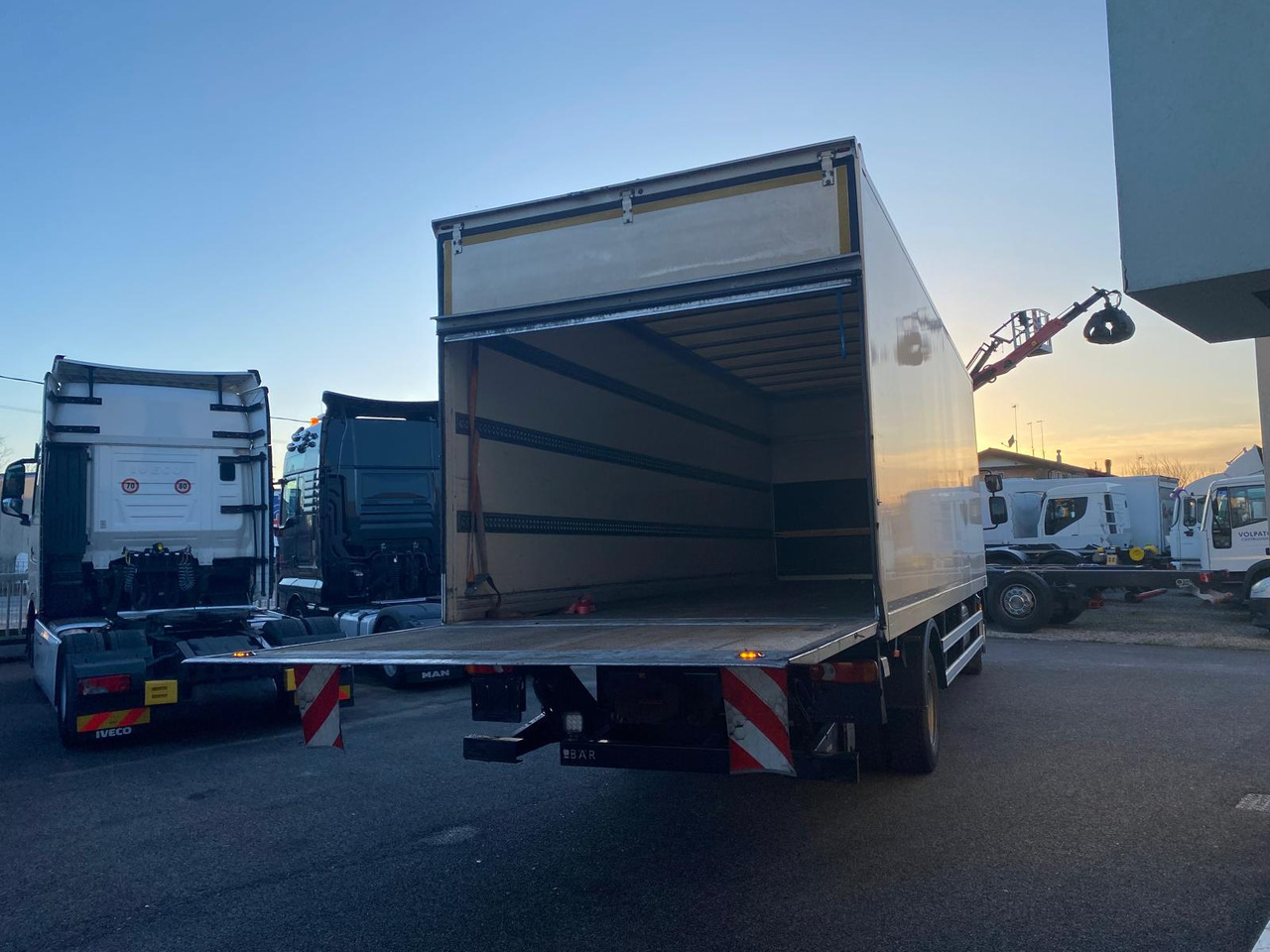 Camion fourgon DAF LF 260 FA: photos 9