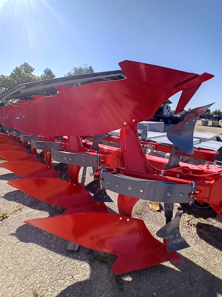 UNIA VIS ON LAND S 7+ - Charrue: photos 3 UNIA VIS ON LAND S 7+ - Charrue: photos 3