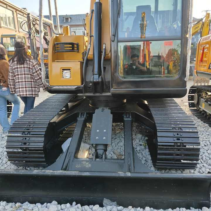 China Brand Used Sany Sy75c Mini Excavator 6ton Crawler Earth Digger Machine for Sale - Mini pelle: photos 5 China Brand Used Sany Sy75c Mini Excavator 6ton Crawler Earth Digger Machine for Sale - Mini pelle: photos 5