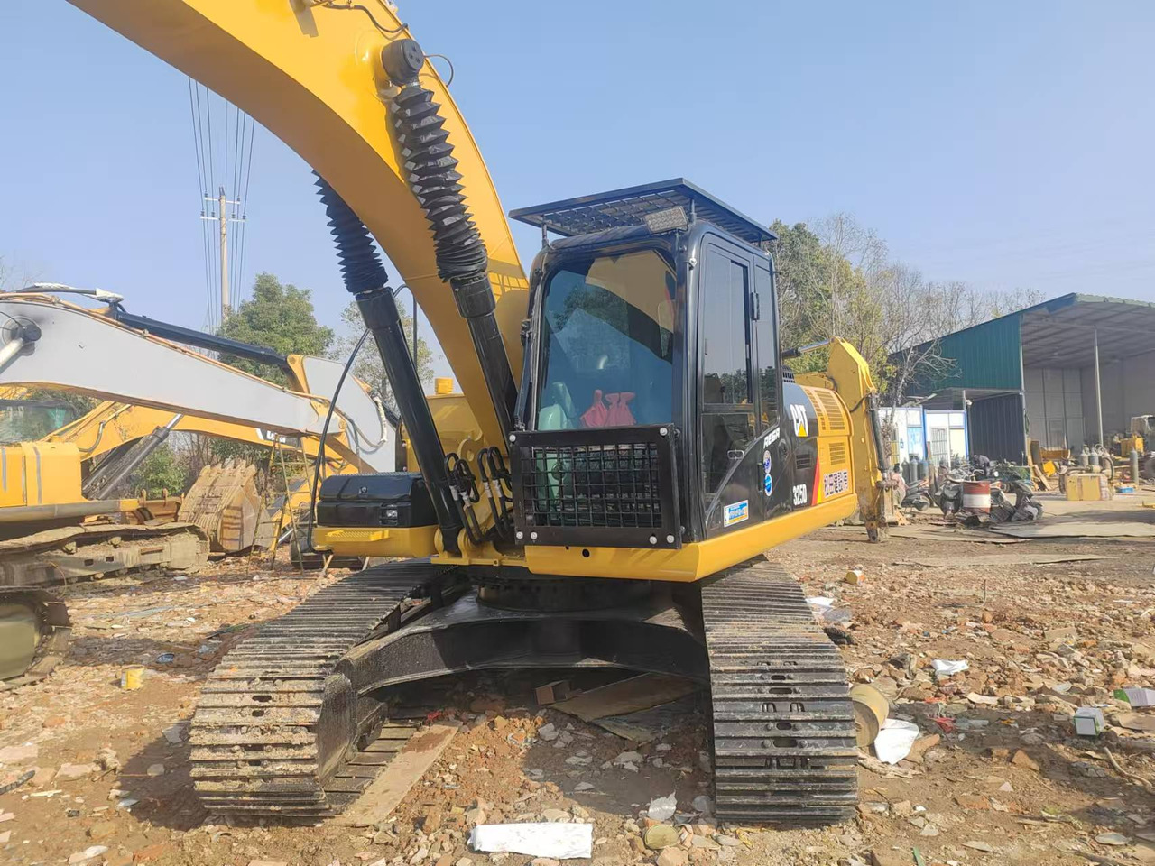CATERPILLAR Used Digger CAT 323DL Construction Machinery Construction Digger Used CAT 323DL Cheap Excavator - Engins de chantier: photos 3 CATERPILLAR Used Digger CAT 323DL Construction Machinery Construction Digger Used CAT 323DL Cheap Excavator - Engins de chantier: photos 3