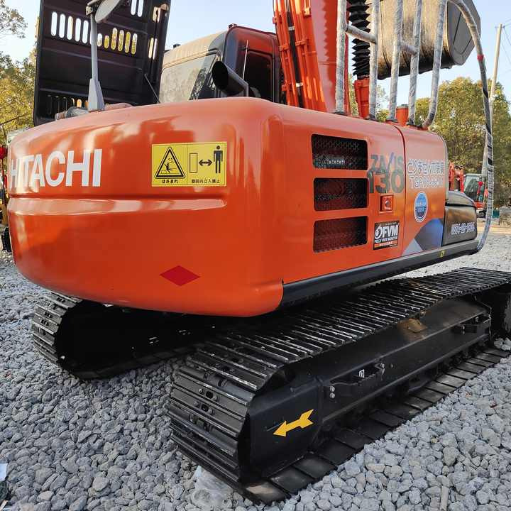 HITACHI ZX130 , Original Japan Surplus Hitachi ZX130 for Sale - Pelle sur chenille: photos 1 HITACHI ZX130 , Original Japan Surplus Hitachi ZX130 for Sale - Pelle sur chenille: photos 1