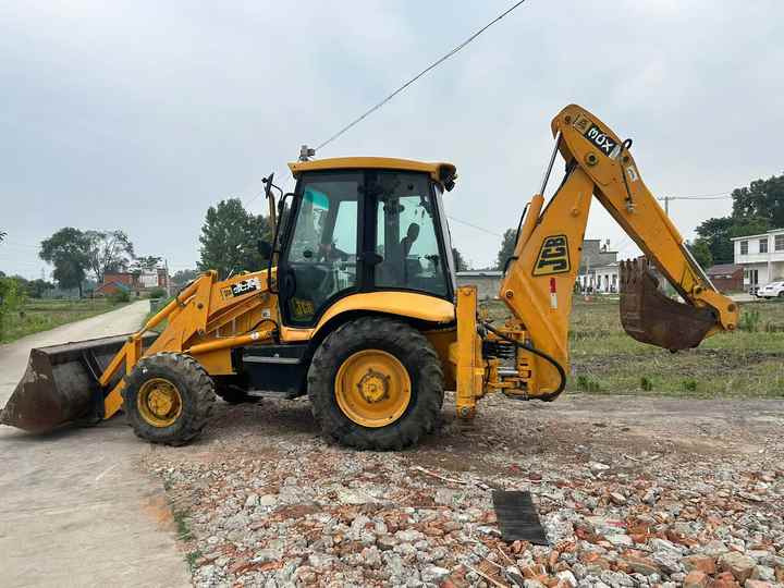 Low Price JCB 3CX Backhoe Loader in Excellent Condition for Sale JCB3CX JCB 4CX Available for Sale - Tractopelle: photos 3 Low Price JCB 3CX Backhoe Loader in Excellent Condition for Sale JCB3CX JCB 4CX Available for Sale - Tractopelle: photos 3