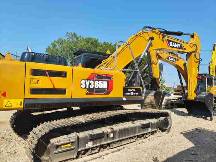 Second-hand SANY 365H Excavator in Excellent Condition Is Sold at a Low Price. 36-ton Used Hydraulic Excavator Is in Stock. - Pelle sur chenille: photos 5 Second-hand SANY 365H Excavator in Excellent Condition Is Sold at a Low Price. 36-ton Used Hydraulic Excavator Is in Stock. - Pelle sur chenille: photos 5