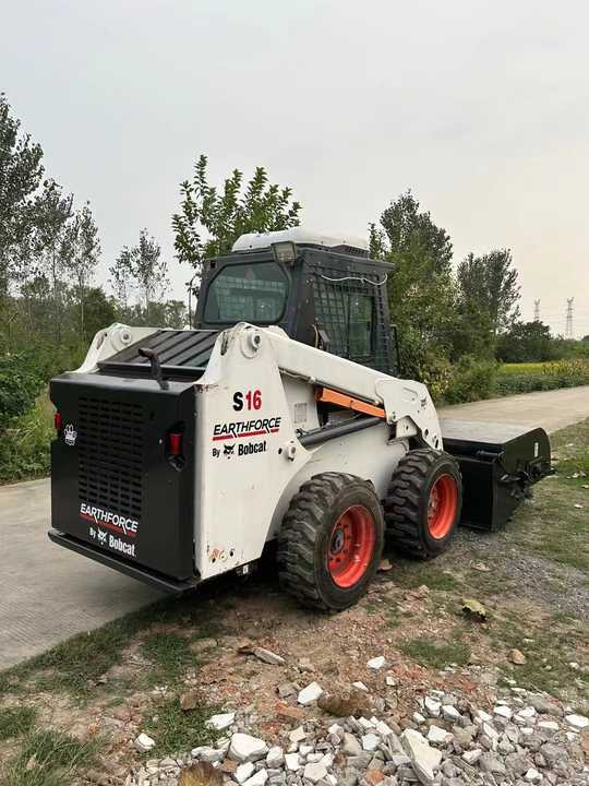 Used Bob Cat Bob Cat S16 Used Mini Skid Steer Wheel Loader Multifunctional Track Loaders Bobcat S16 2.7 Ton - Mini chargeuse: photos 2 Used Bob Cat Bob Cat S16 Used Mini Skid Steer Wheel Loader Multifunctional Track Loaders Bobcat S16 2.7 Ton - Mini chargeuse: photos 2