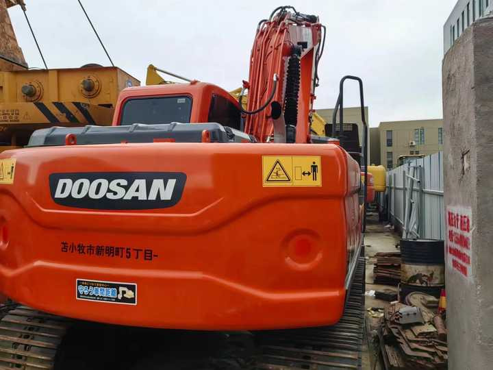 Used Doosan Hydraulic Excavator DX140 Low Price Korea Doosan DX140-9 Used Excavator for Sale - Pelle sur chenille: photos 4 Used Doosan Hydraulic Excavator DX140 Low Price Korea Doosan DX140-9 Used Excavator for Sale - Pelle sur chenille: photos 4