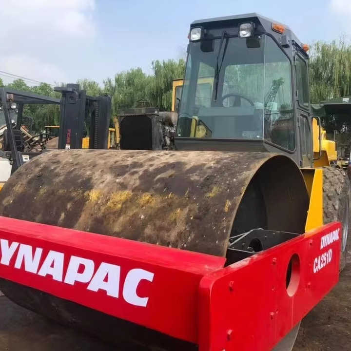 Used High Quality Dynapac 10 Tonne 12 Tonne 15 Tonne Roller Low Price for Sale Dynapac CA251D Roller - Compacteur à pieds de mouton/ Monocylindre: photos 1 Used High Quality Dynapac 10 Tonne 12 Tonne 15 Tonne Roller Low Price for Sale Dynapac CA251D Roller - Compacteur à pieds de mouton/ Monocylindre: photos 1