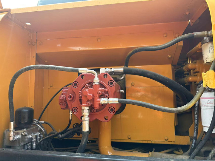 Used Korea Brand hyundai 305-9 Excavator 30tons with High Power and Excellent Performance Hot Sale - Pelle sur chenille: photos 2 Used Korea Brand hyundai 305-9 Excavator 30tons with High Power and Excellent Performance Hot Sale - Pelle sur chenille: photos 2