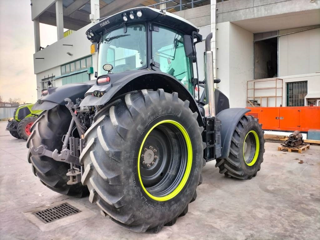 Claas Axion 810 - Tracteur agricole: photos 5 Claas Axion 810 - Tracteur agricole: photos 5