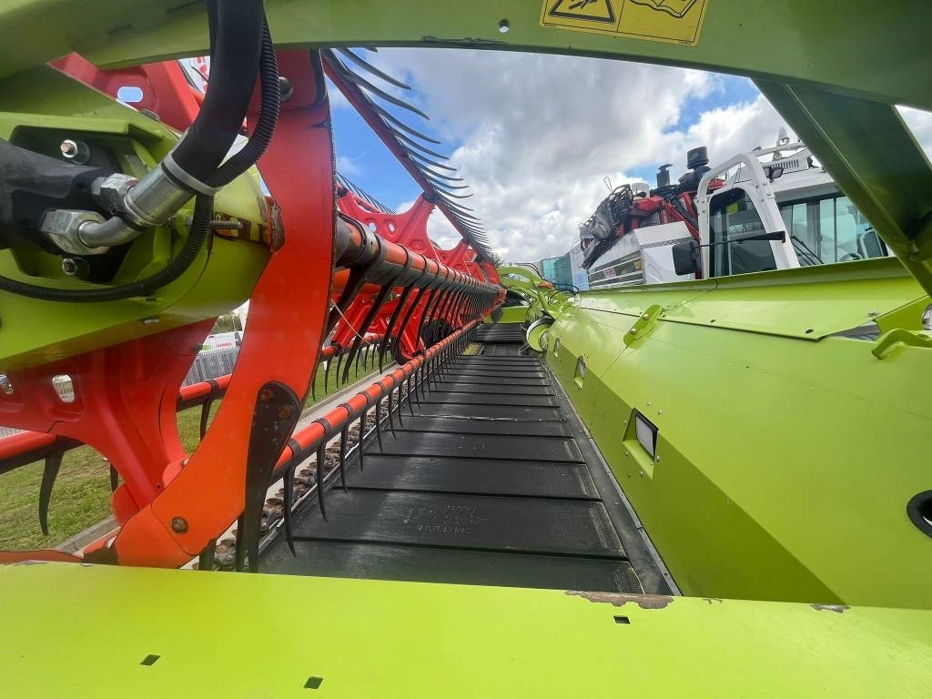 Claas CONVIO FLEX 1080  - Accessoire de matériels de récolte: photos 2 Claas CONVIO FLEX 1080  - Accessoire de matériels de récolte: photos 2