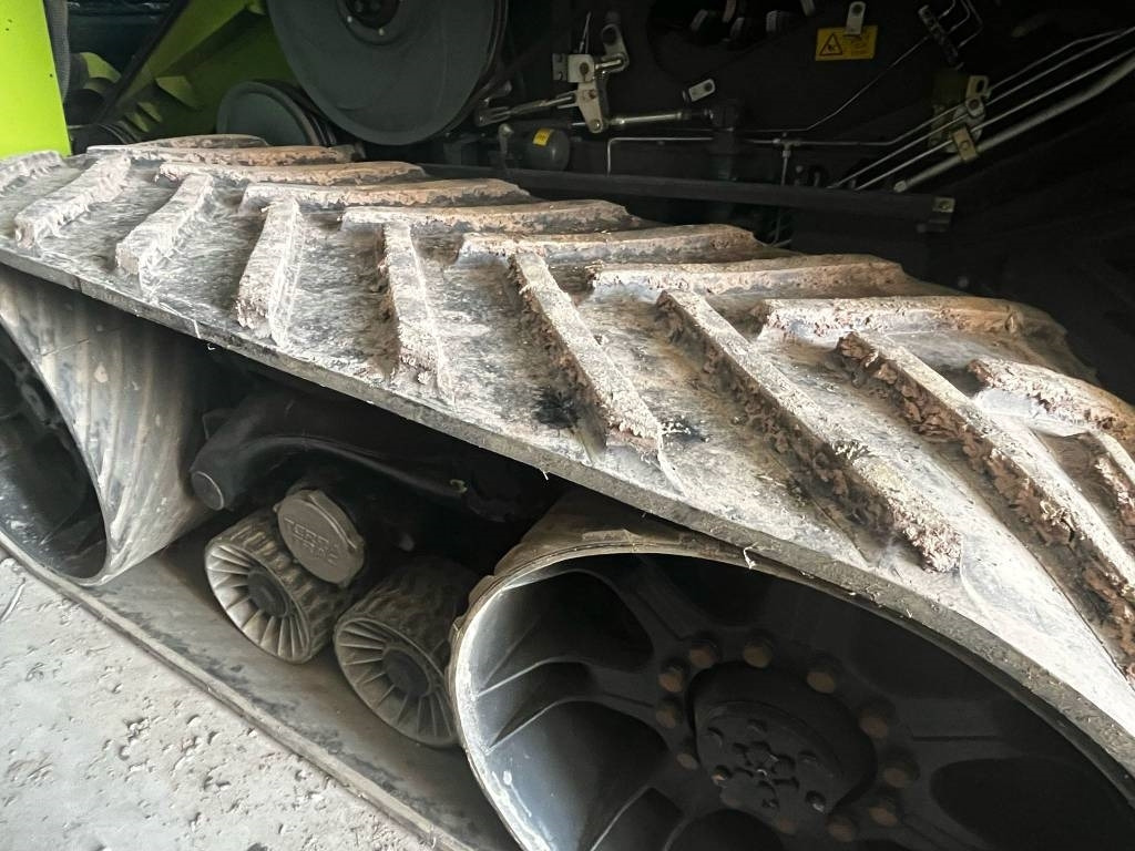 Claas LEXION 760 TT RISO - Moissonneuse-batteuse: photos 4 Claas LEXION 760 TT RISO - Moissonneuse-batteuse: photos 4