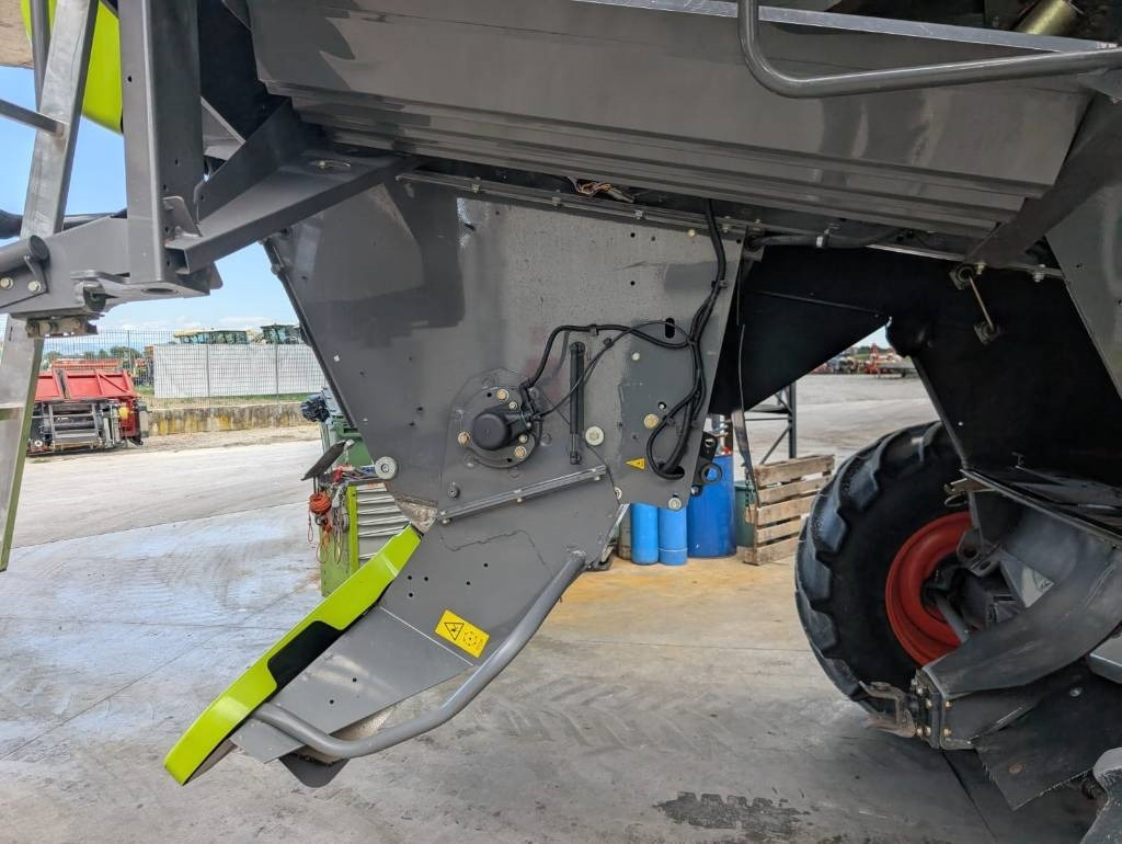 Moissonneuse-batteuse Claas Lexion 760 TT: photos 12 Moissonneuse-batteuse Claas Lexion 760 TT: photos 12