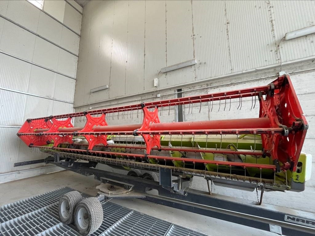 Claas Lexion 760 TT - Moissonneuse-batteuse: photos 4 Claas Lexion 760 TT - Moissonneuse-batteuse: photos 4